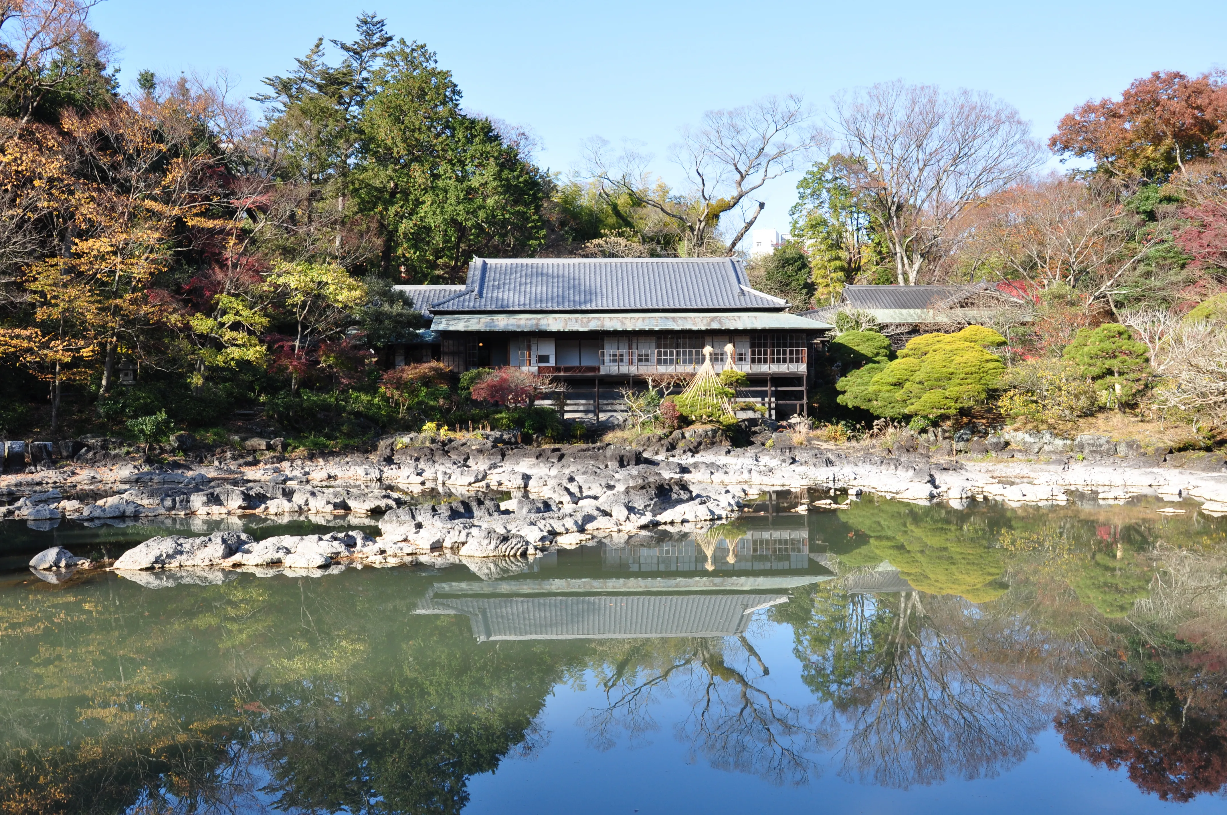 An Afternoon at Rakuju-en Park