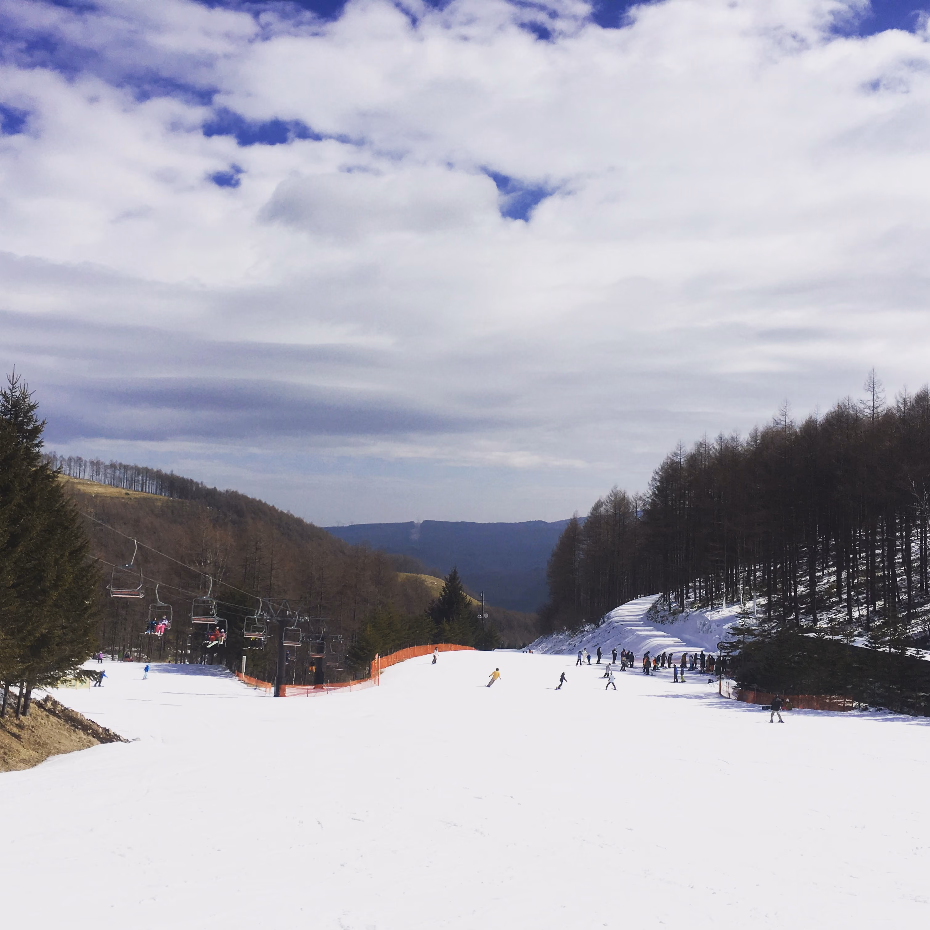 A second square-cropped photo from the end of the ski day in Nagano