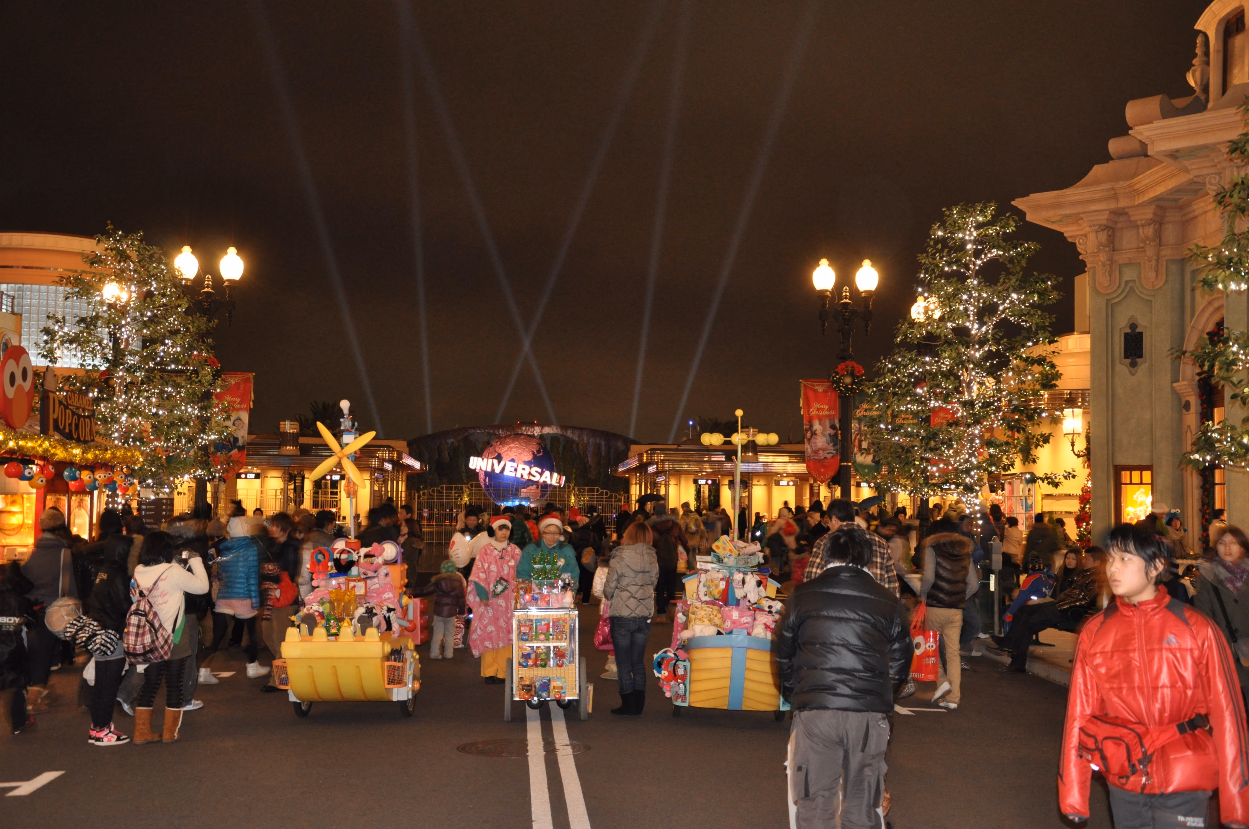 A second night view within Universal Studios Japan